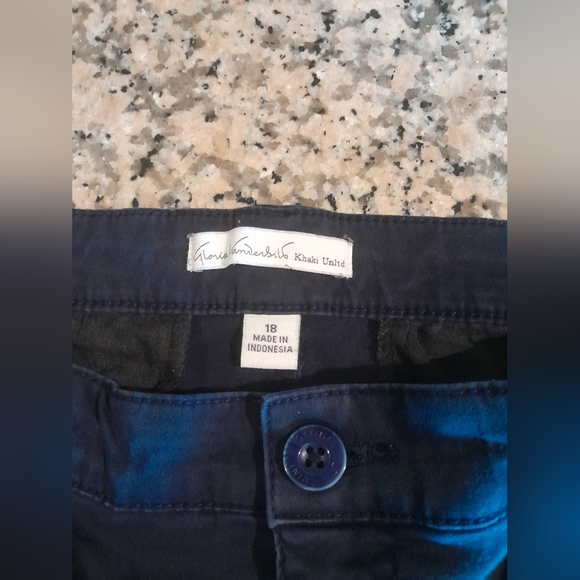 COPY - Gloria Vanderbilt slacks - Picture 2 of 6